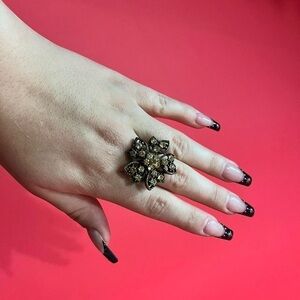 Peach gemstone and gold / bronze ring 💛🧡​​​​​​​​​​​​​​​